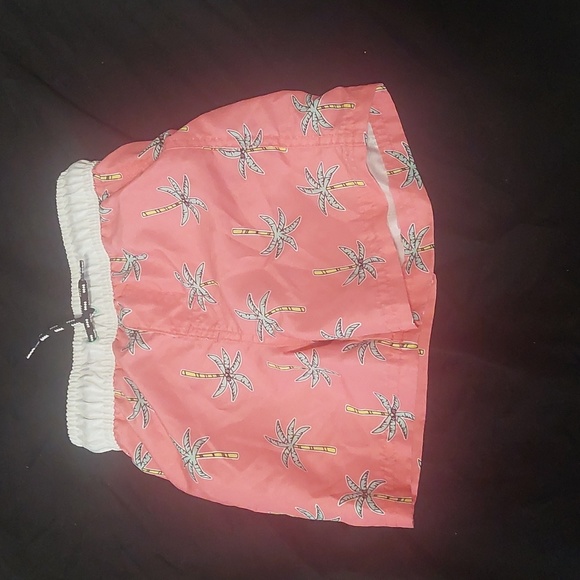 cute lil swim shorts - Picture 1 of 2